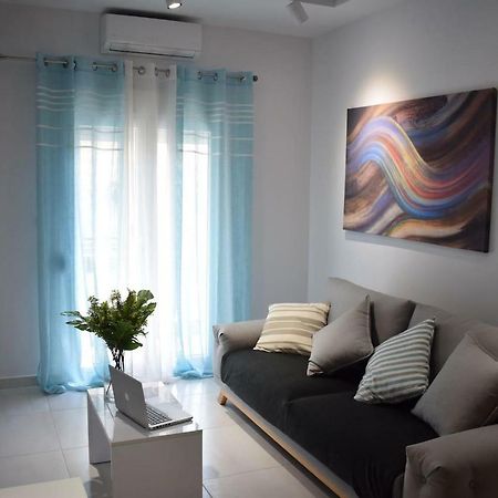 Central Luxury Apartment In เทสซาโลนิกิ ภายนอก รูปภาพ